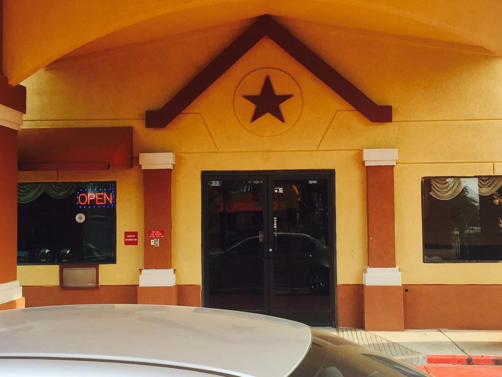 Scottish Inn & Suites Hobby Airport Houston Eksteriør billede