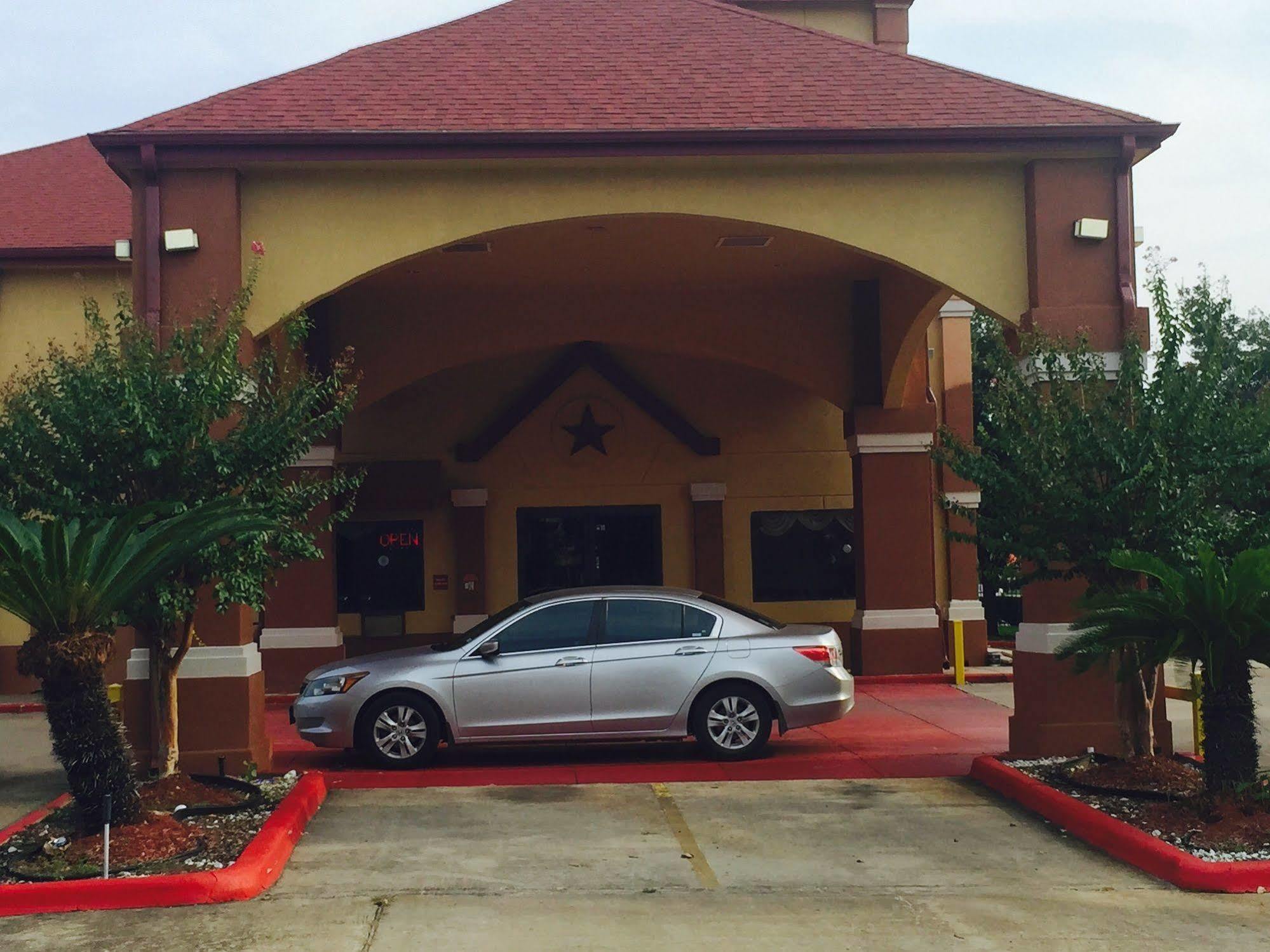 Scottish Inn & Suites Hobby Airport Houston Eksteriør billede